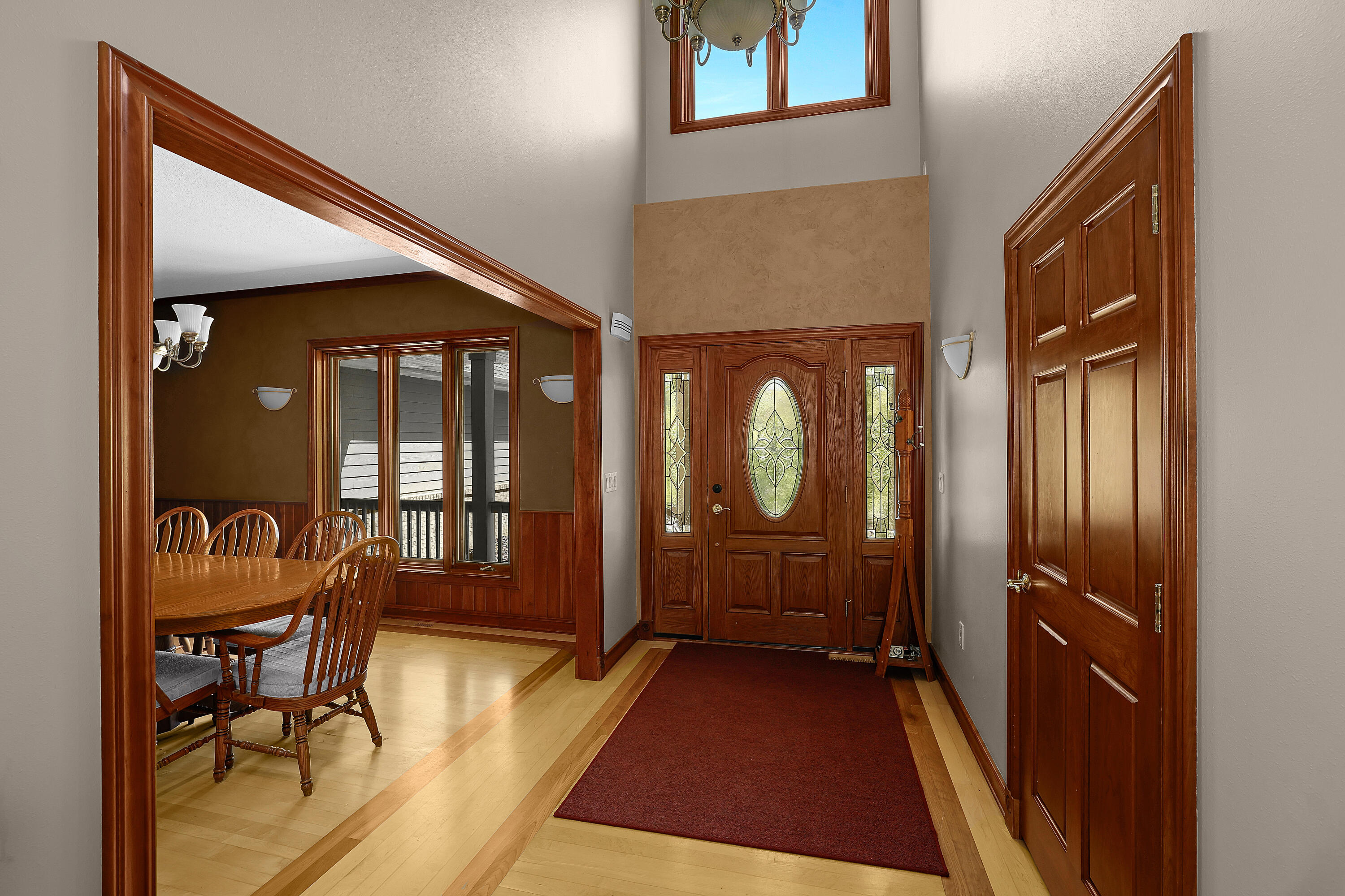 Sparta, Wisconsin 54656, United States, 5 Bedrooms Bedrooms, ,4 BathroomsBathrooms,Residential,Active,57701