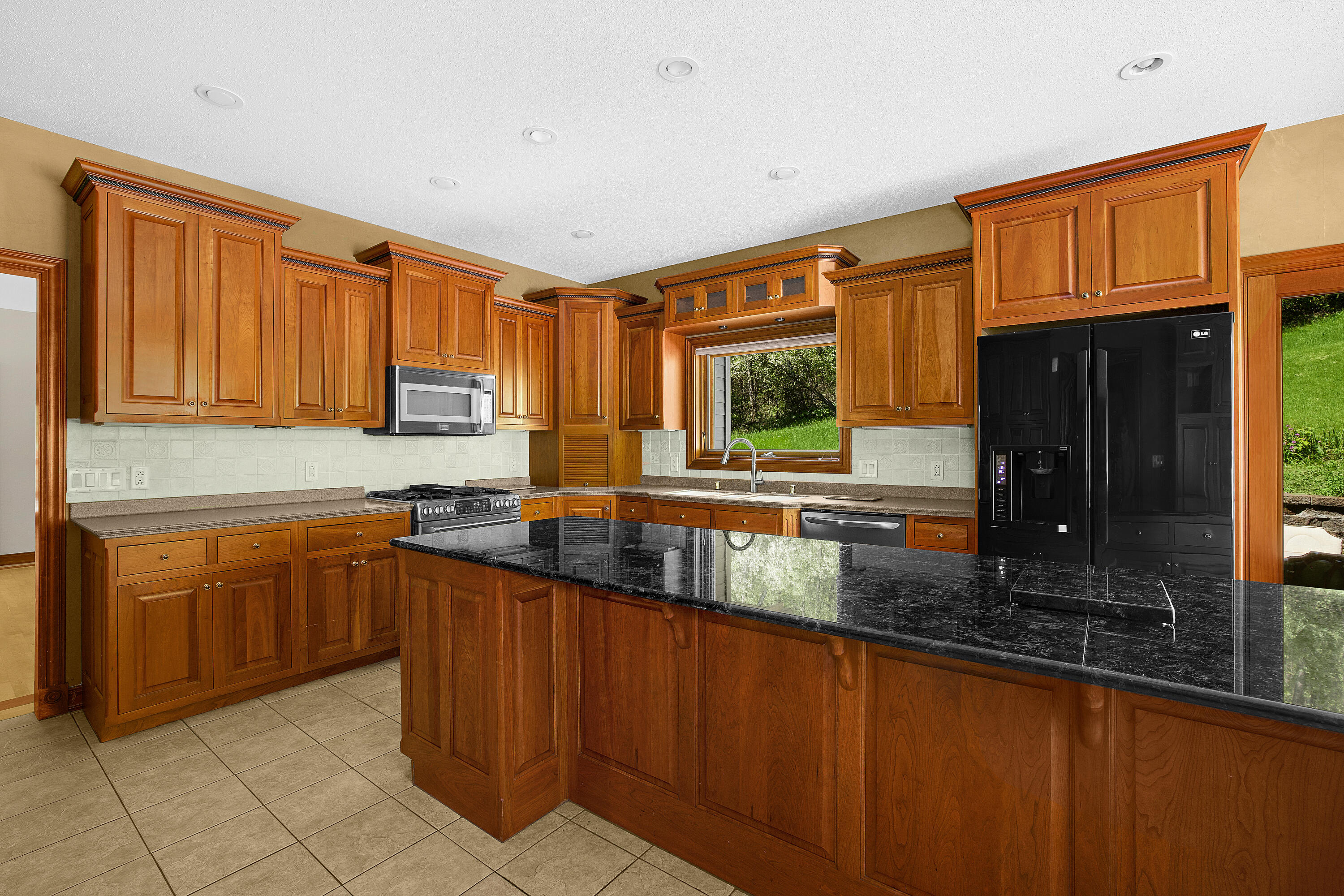 Sparta, Wisconsin 54656, United States, 5 Bedrooms Bedrooms, ,4 BathroomsBathrooms,Residential,Active,57701