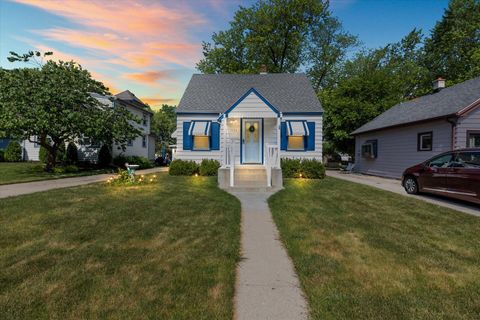 Photo of 1131 S 96th St, West Allis, WI 53214 (MLS # 1839688)