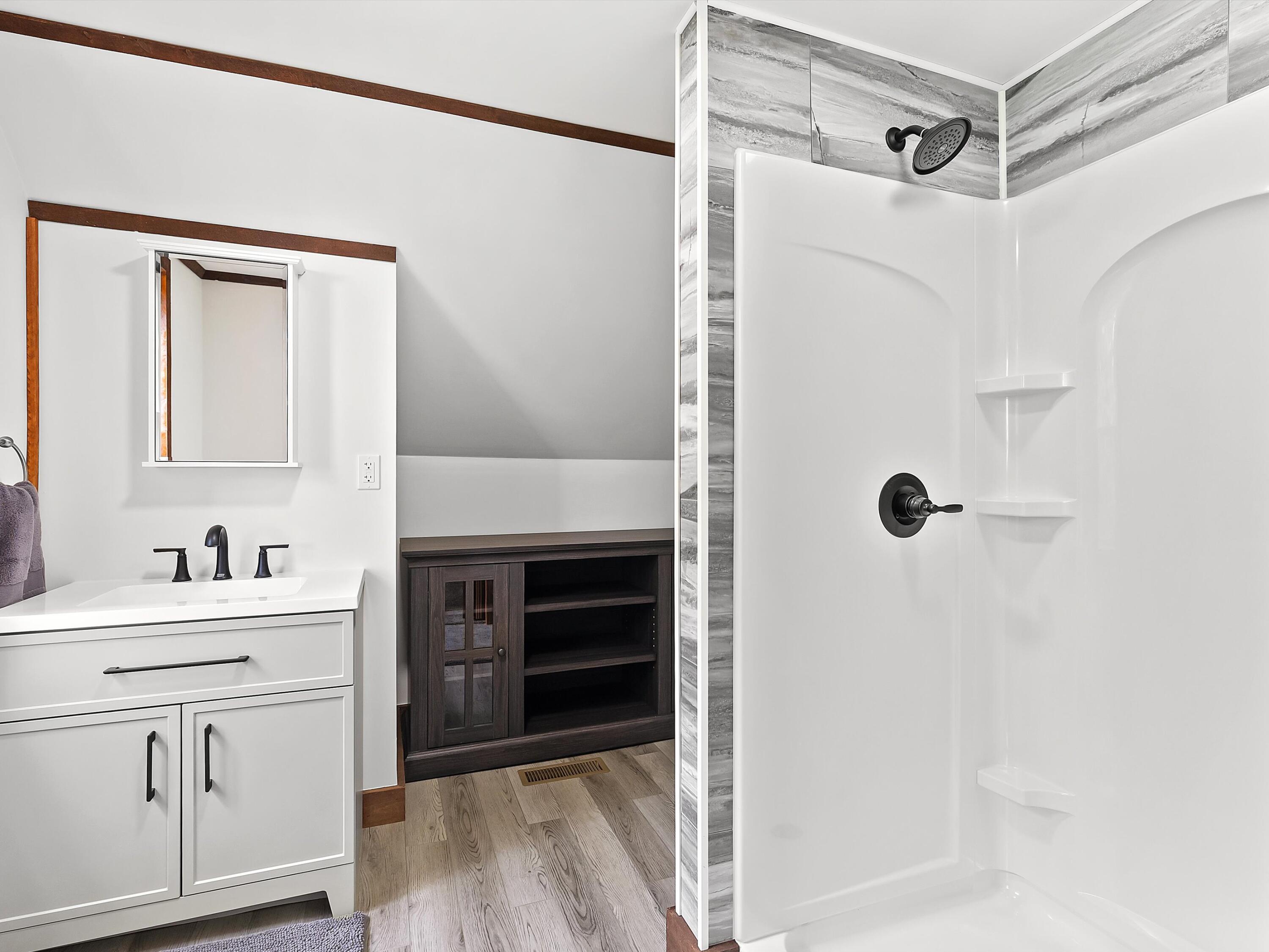 West Kewaunee, Wisconsin 54216, United States, 3 Bedrooms Bedrooms, ,2 BathroomsBathrooms,Residential,Active,39769