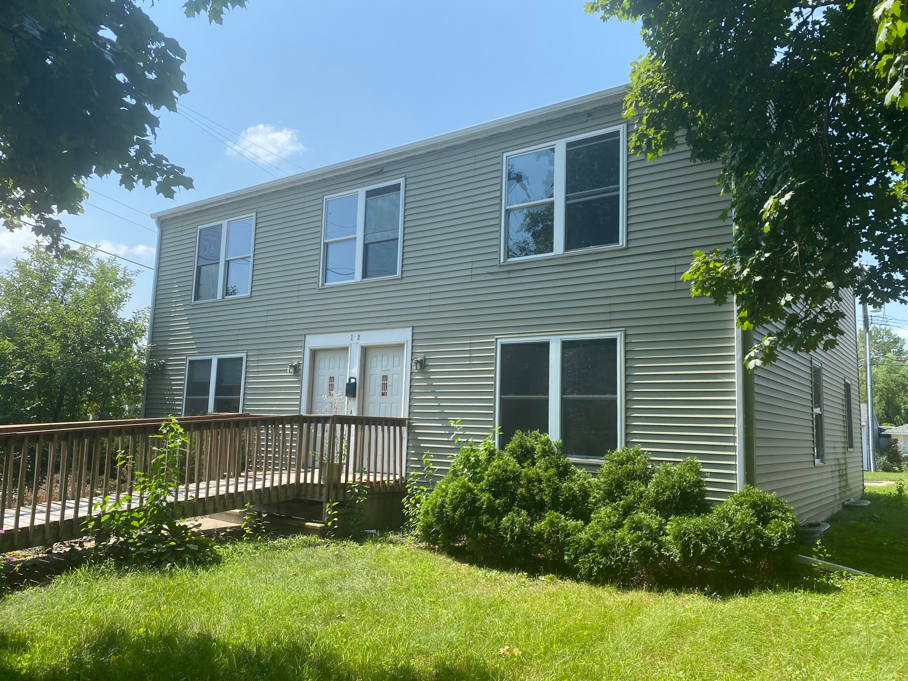 Photo 1 of 21 — 719 Losey Blvd N, La Crosse, WI 54601