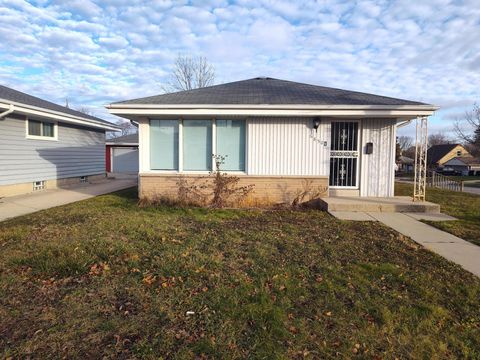 Photo of 6850 N 40th Pl, Milwaukee, WI 53209 (MLS # 1861325)