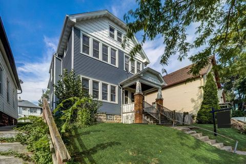 Photo of 3224 W Scott St, Milwaukee, WI 53215 (MLS # 1848763)