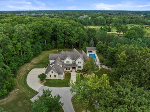 Photo of 390 Horns Corners Rd, Cedarburg, WI 53012 (MLS # 1887225)