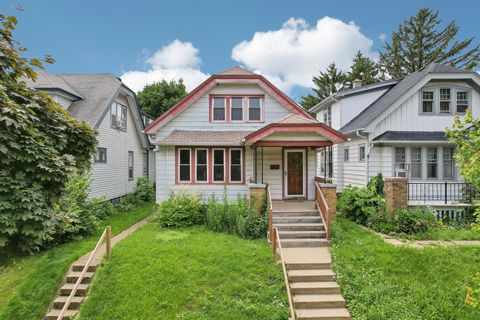 Photo of 3429 N Weil St, Milwaukee, WI 53212 (MLS # 1881256)