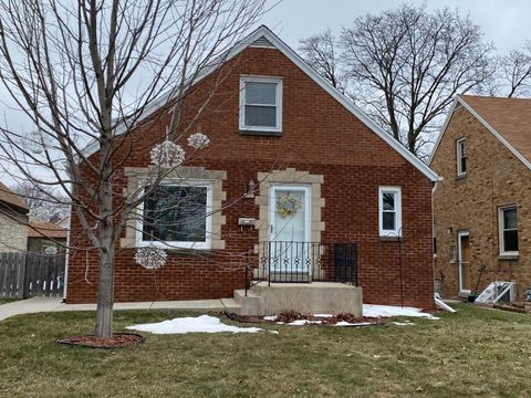 Photo of 3169 S 39th St, Milwaukee, WI 53215 (MLS # 1826356)