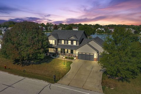 Photo of 3170 E Lindy Ln, Oak Creek, WI 53154 (MLS # 1894668)