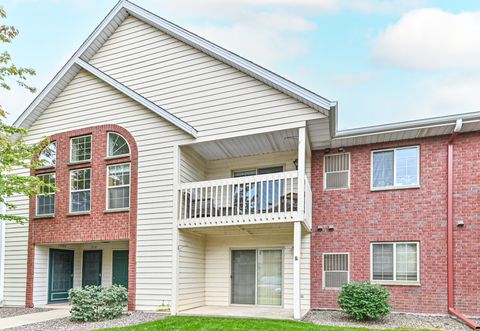 Photo of 1976 Parknoll Ln, Port Washington, WI 53074 (MLS # 1852996)