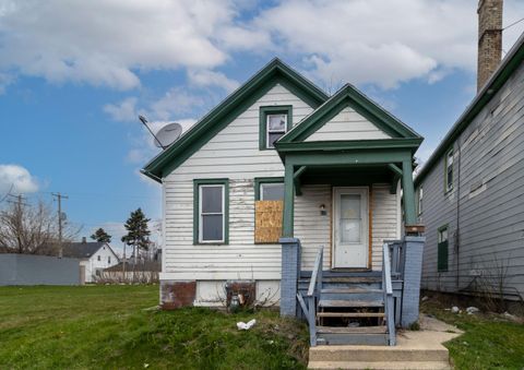 Photo of 610 W Center St, Milwaukee, WI 53212 (MLS # 1870971)