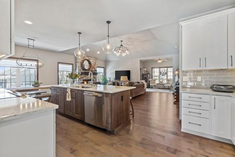 Photo of 18920 Madeline Ln, Brookfield, WI 53045 (MLS # 1871300)