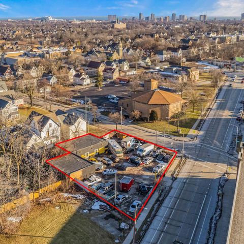 Photo of 3210 N Dr Martin Luther King Jr Dr, Milwaukee, WI 53212 (MLS # 1863416)