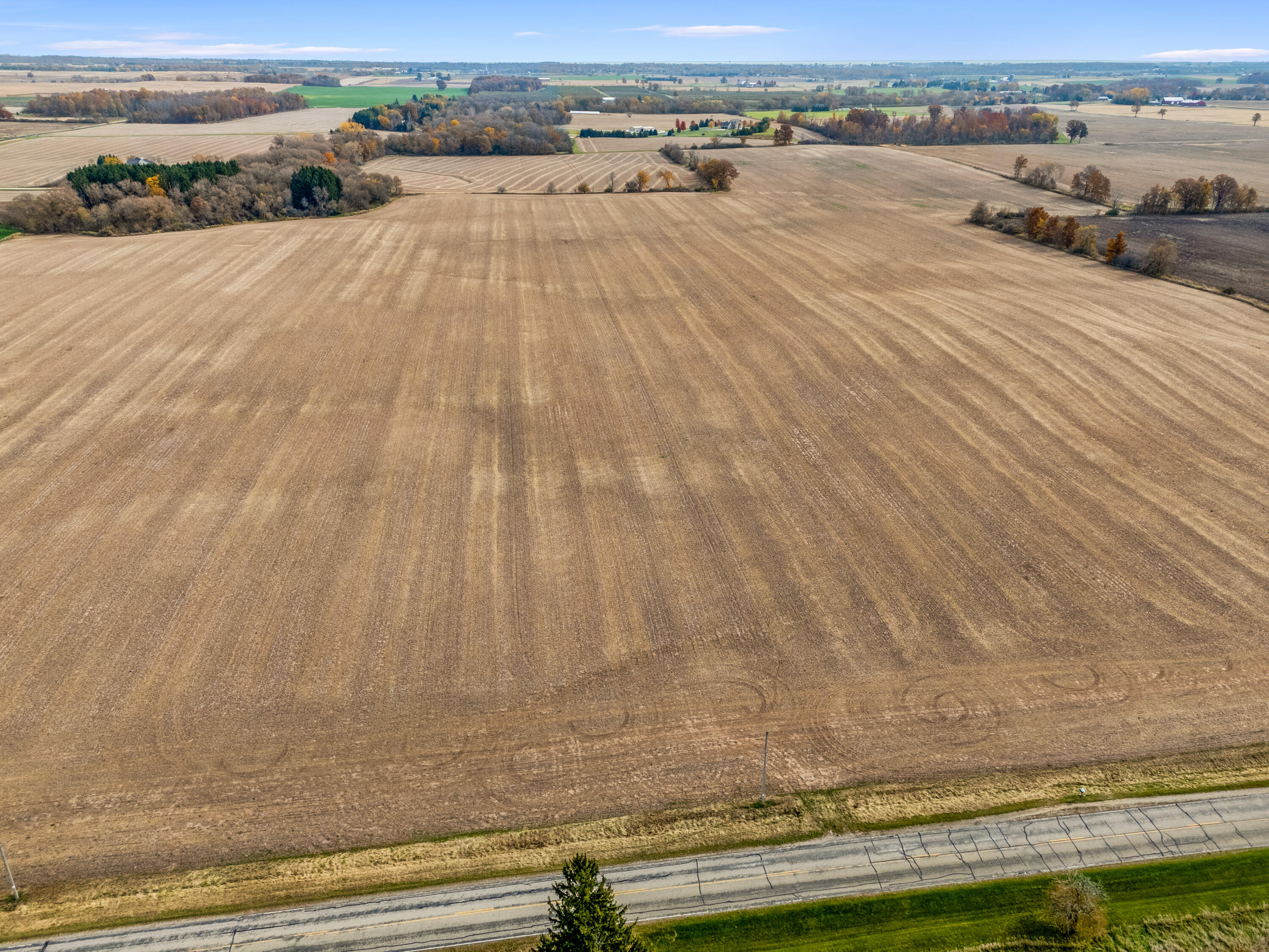 Fredonia, Wisconsin 53004, United States, 6 Bedrooms Bedrooms, ,2 BathroomsBathrooms,Residential,Pending,37626