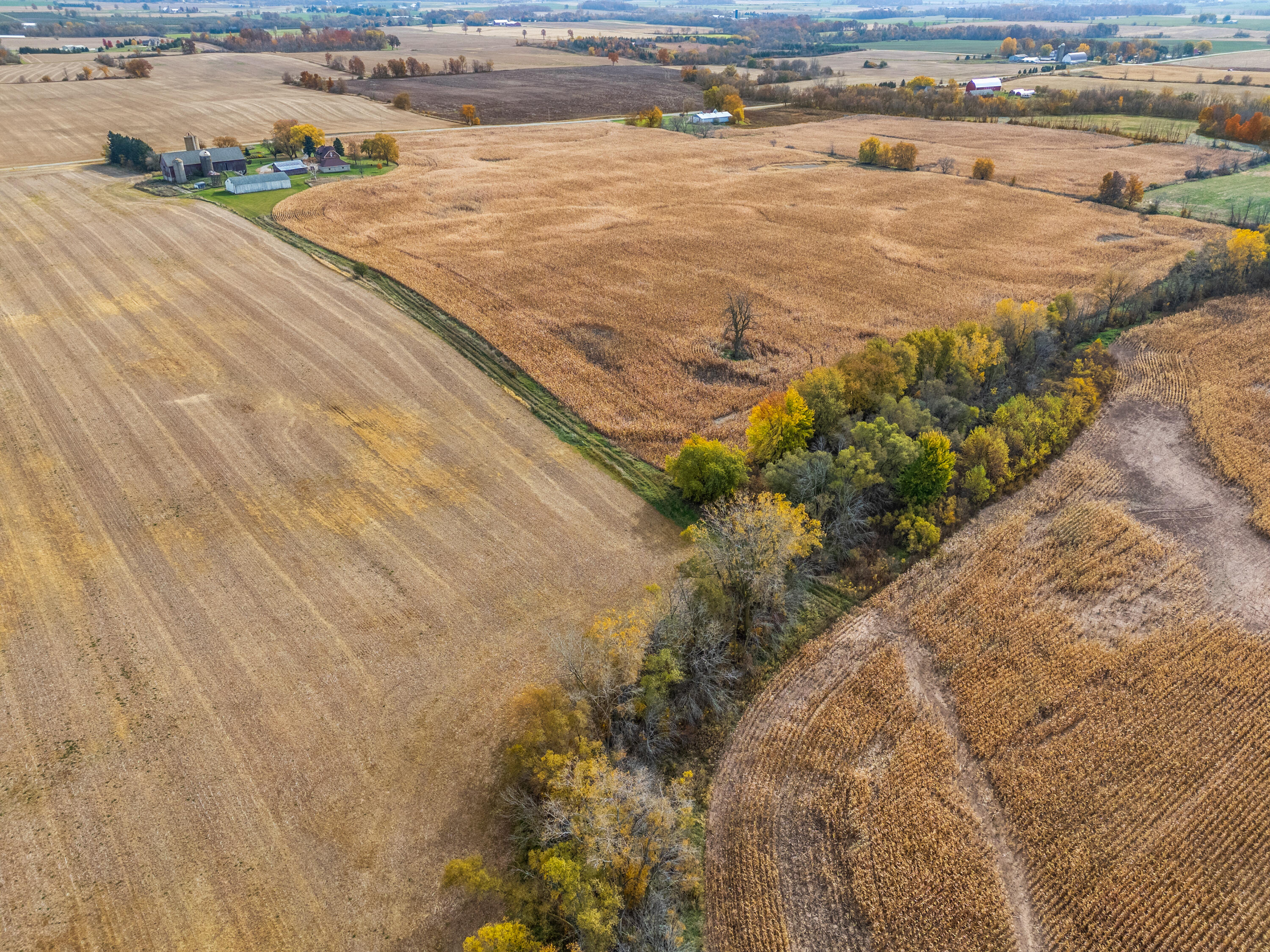 Fredonia, Wisconsin 53004, United States, 6 Bedrooms Bedrooms, ,2 BathroomsBathrooms,Residential,Pending,37626