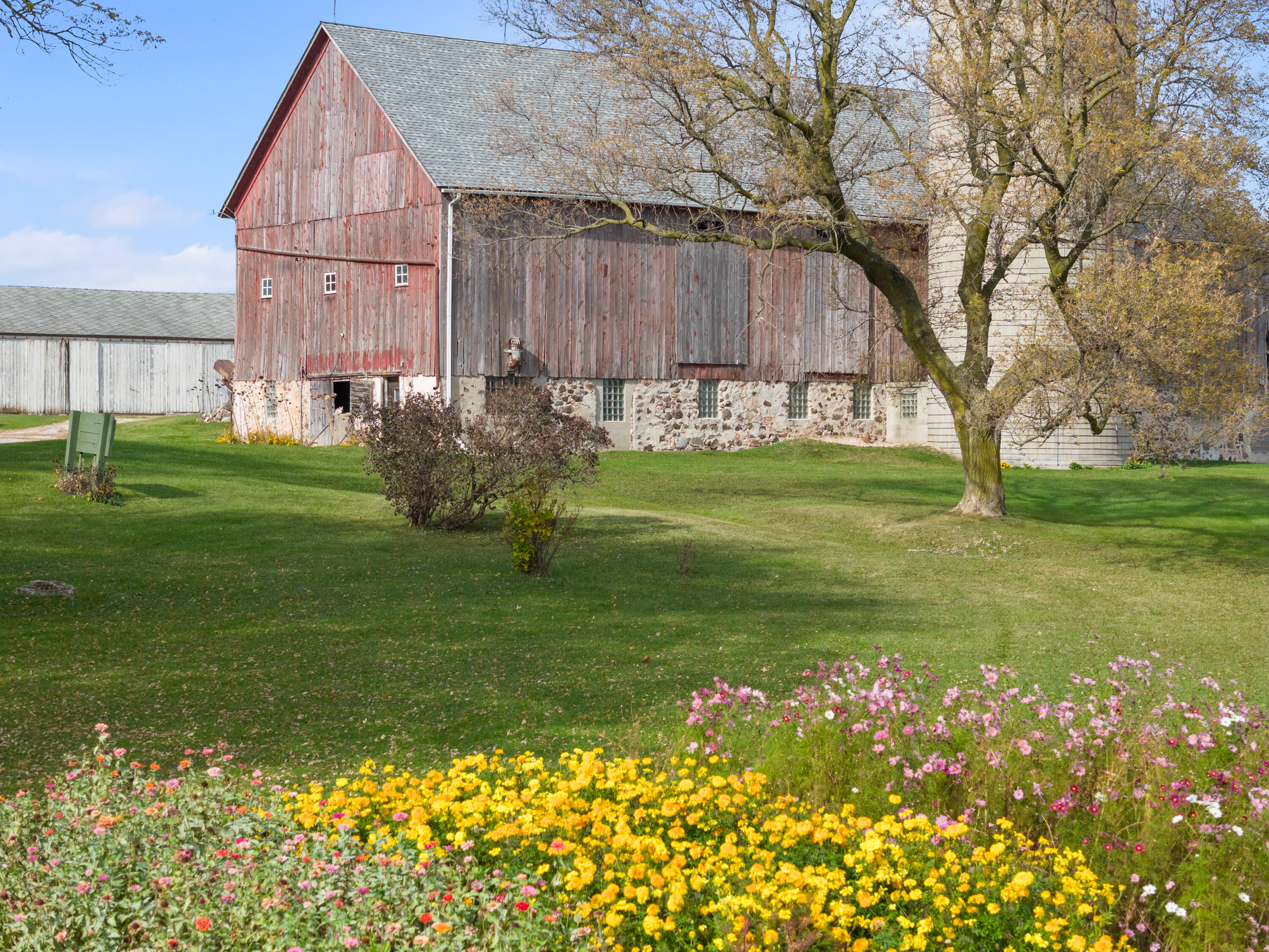Fredonia, Wisconsin 53004, United States, 6 Bedrooms Bedrooms, ,2 BathroomsBathrooms,Residential,Pending,37626