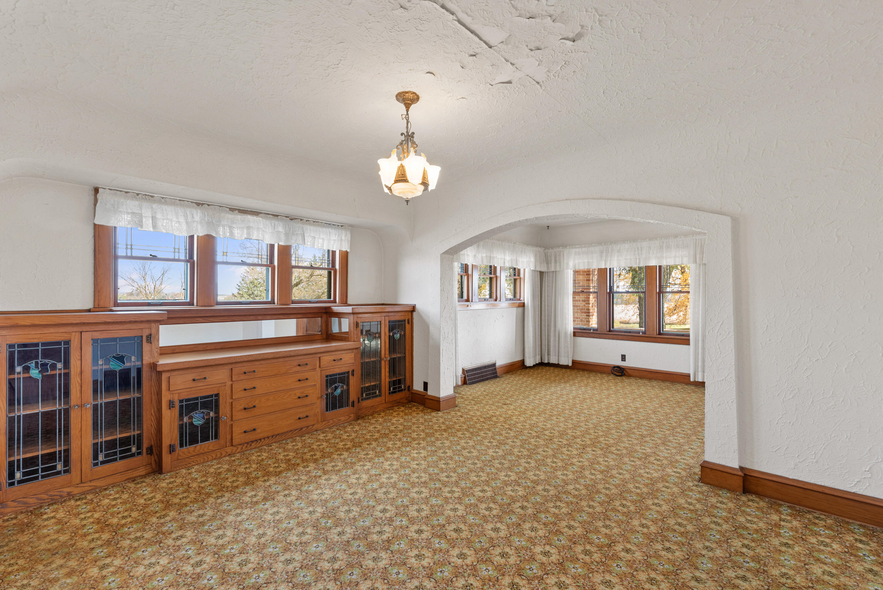 Fredonia, Wisconsin 53004, United States, 6 Bedrooms Bedrooms, ,2 BathroomsBathrooms,Residential,Pending,37626