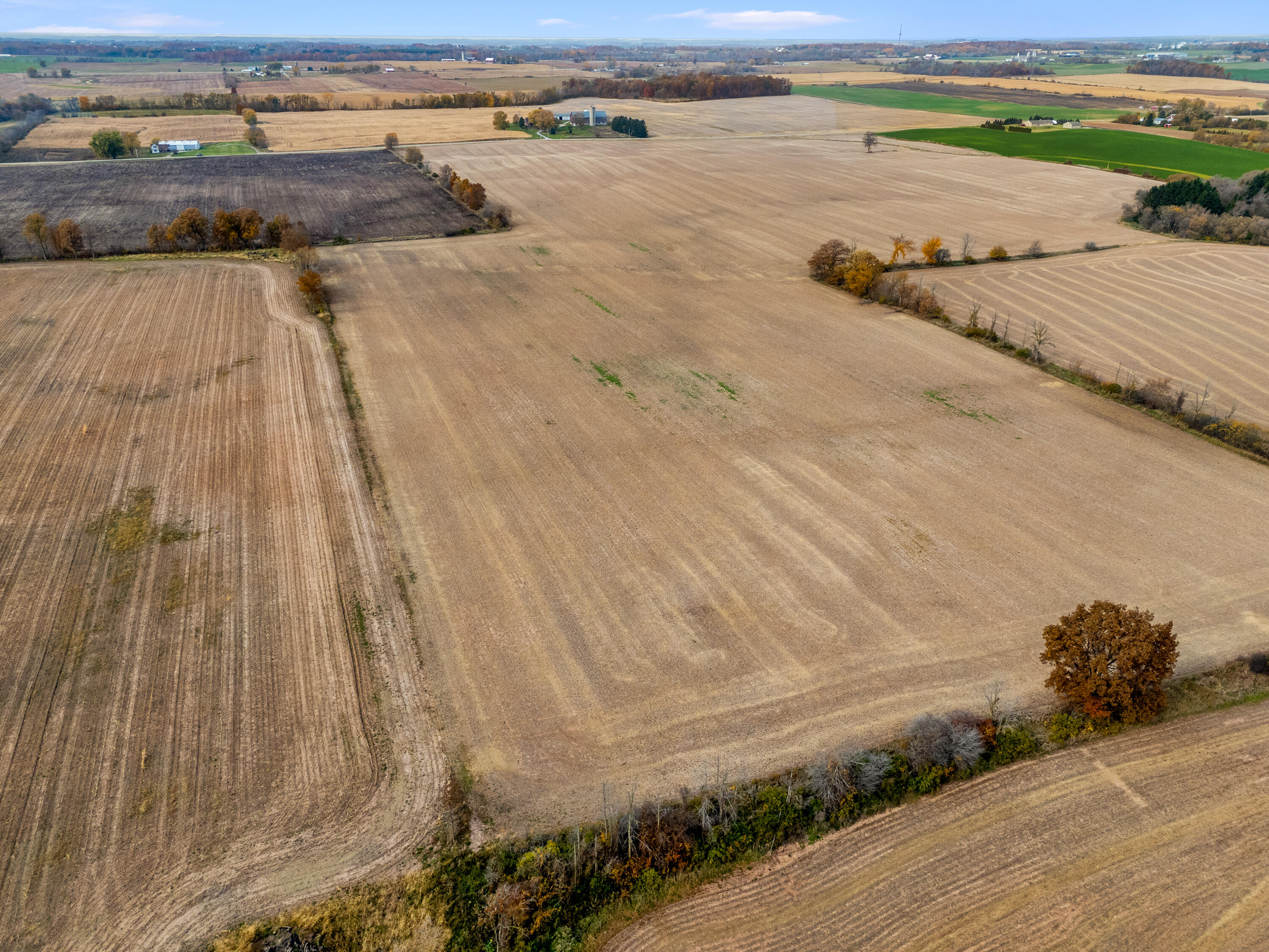 Fredonia, Wisconsin 53004, United States, 6 Bedrooms Bedrooms, ,2 BathroomsBathrooms,Residential,Pending,37626