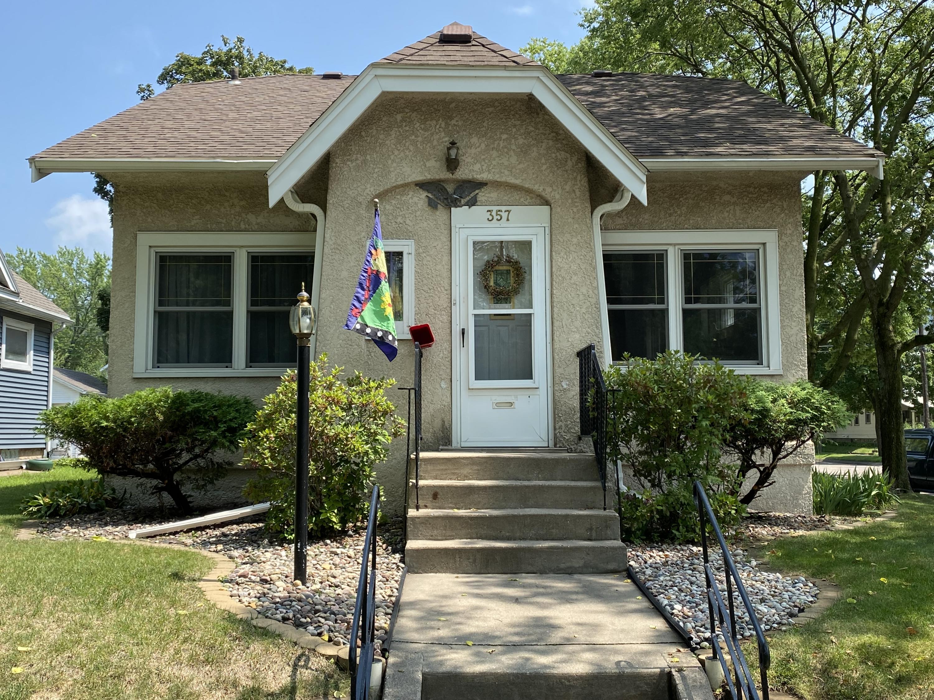 Photo 1 of 31 — 357 22nd St S, La Crosse, WI 54601
