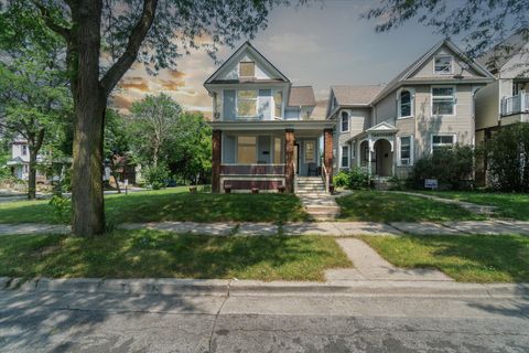 2330 W McKinley Ave, Milwaukee, WI 53205 - #: 1886345