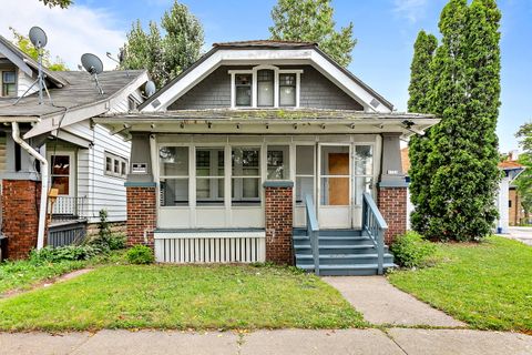 Photo of 3753 N 14th St, Milwaukee, WI 53206 (MLS # 1848985)