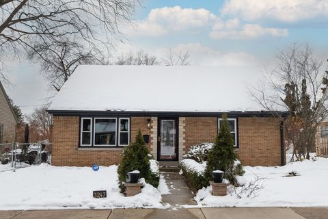 Photo of 3247 N 82nd St, Milwaukee, WI 53222 (MLS # 1827092)