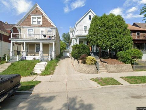 Photo of 2517 N Richards St, Milwaukee, WI 53212 (MLS # 1869700)