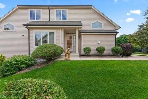 502 Heather Glen Ct, Waukesha, WI 53188 - #: 1882289