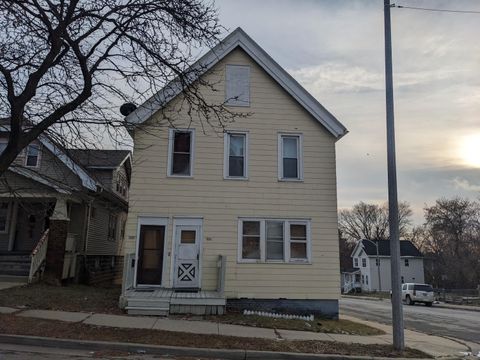 Photo of 549 W Ring St, Milwaukee, WI 53212 (MLS # 1830809)