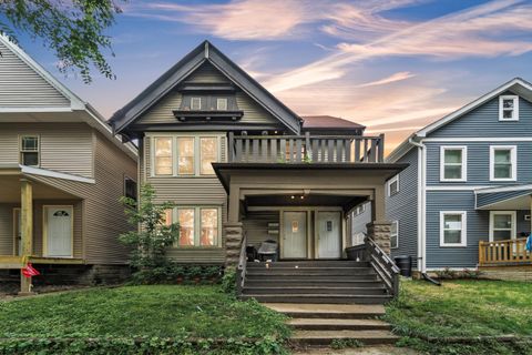 Photo of 3025 N 6th St, Milwaukee, WI 53212 (MLS # 1877996)