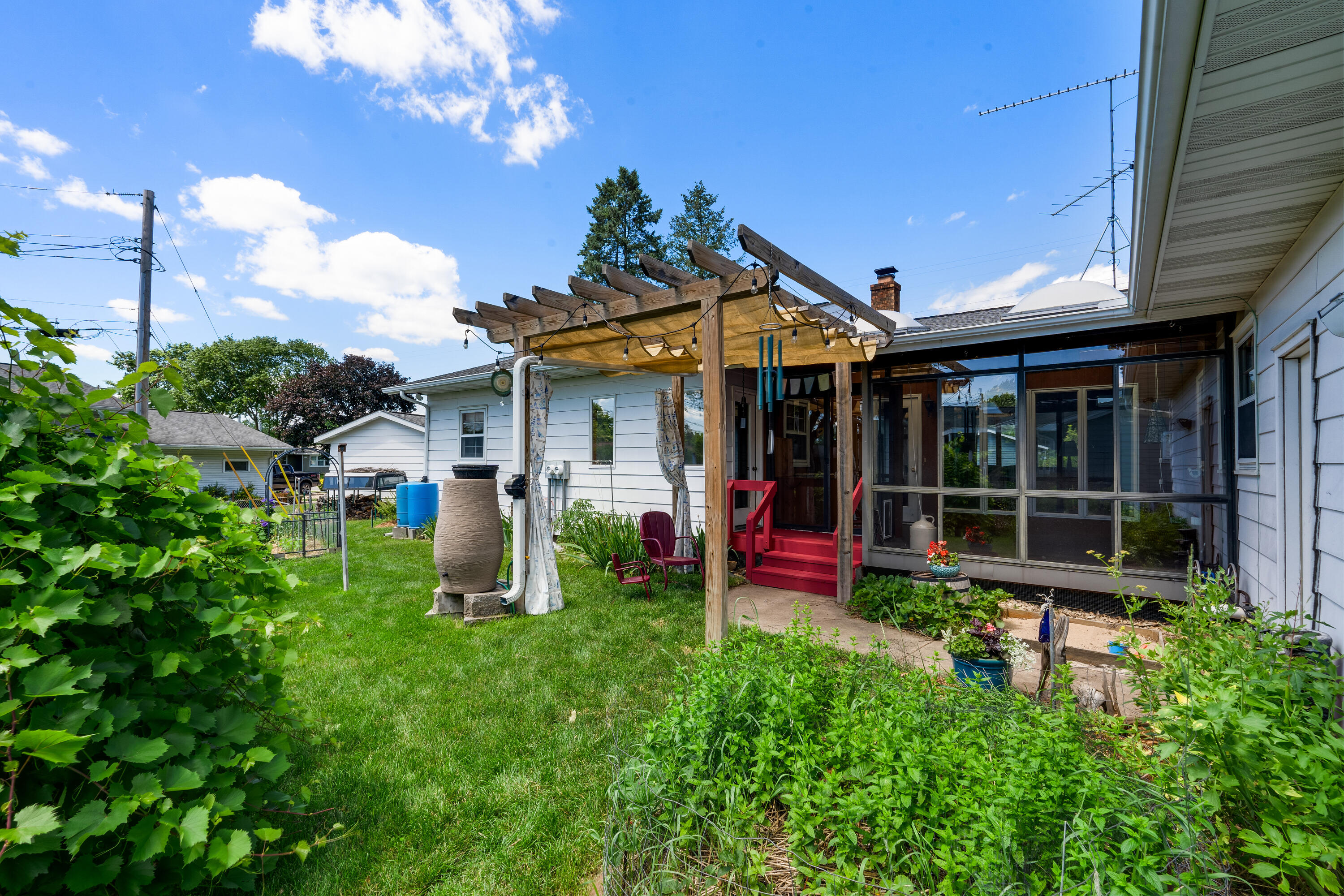 La Crosse, Wisconsin 54601, United States, 5 Bedrooms Bedrooms, ,4 BathroomsBathrooms,Residential,Pending,53778