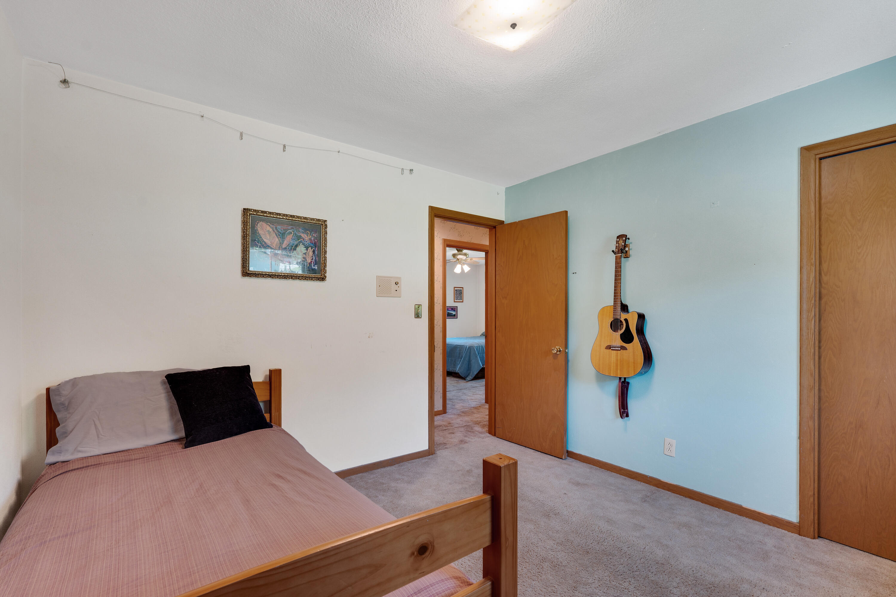 La Crosse, Wisconsin 54601, United States, 5 Bedrooms Bedrooms, ,4 BathroomsBathrooms,Residential,Pending,53778