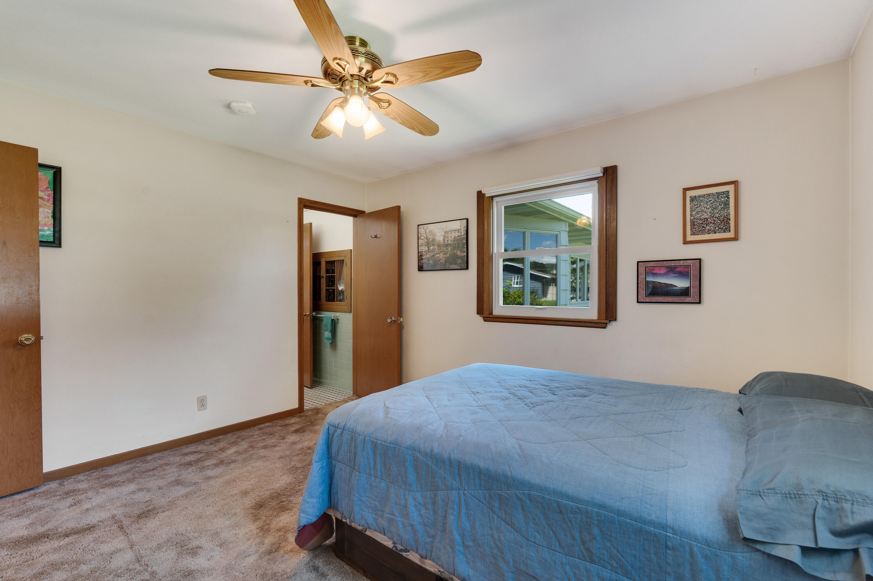 La Crosse, Wisconsin 54601, United States, 5 Bedrooms Bedrooms, ,4 BathroomsBathrooms,Residential,Pending,53778