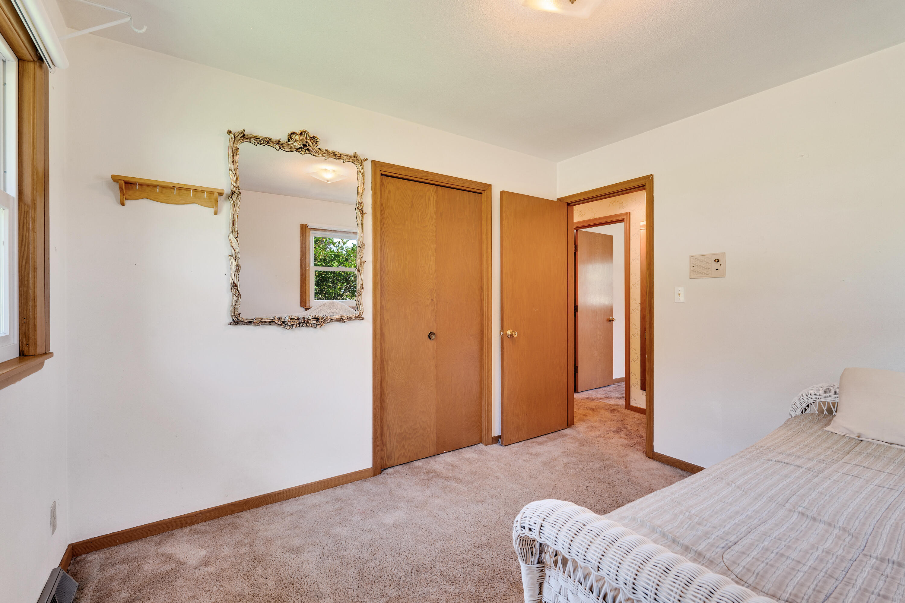 La Crosse, Wisconsin 54601, United States, 5 Bedrooms Bedrooms, ,4 BathroomsBathrooms,Residential,Pending,53778