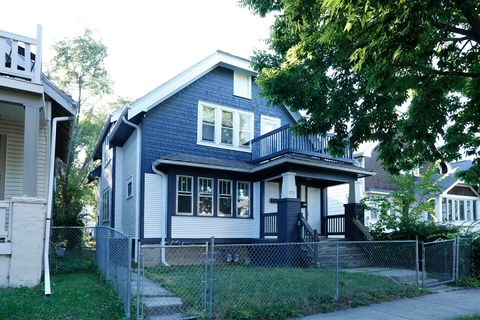Photo of 3719 N Vel R Phillips Ave, Milwaukee, WI 53212 (MLS # 1809270)