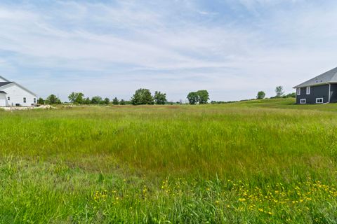 Photo of Lt28 Applewood Dr, Port Washington, WI 53074 (MLS # 1878361)