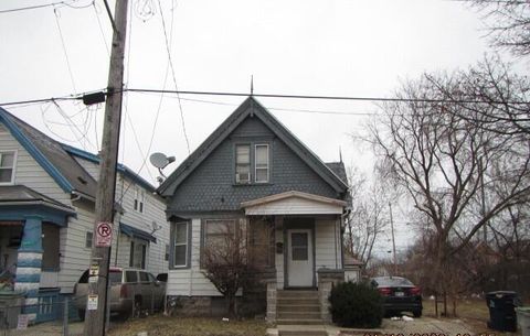 Photo of 2842 N 12th St, Milwaukee, WI 53206 (MLS # 1854768)