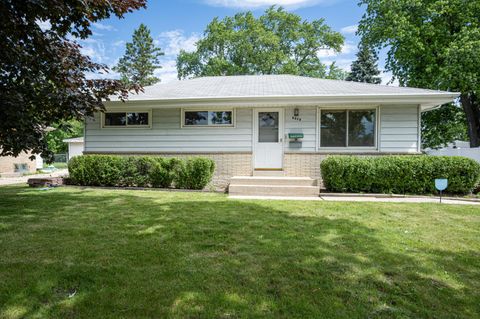 8628 W Lynx Ave, Milwaukee, WI 53225 - #: 1893580