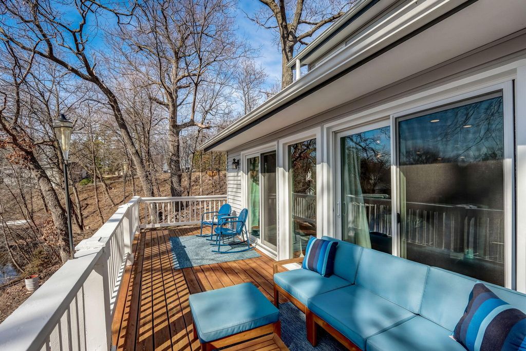 N53W34297 Road Q , Okauchee, WI Single Family Home Property Listing