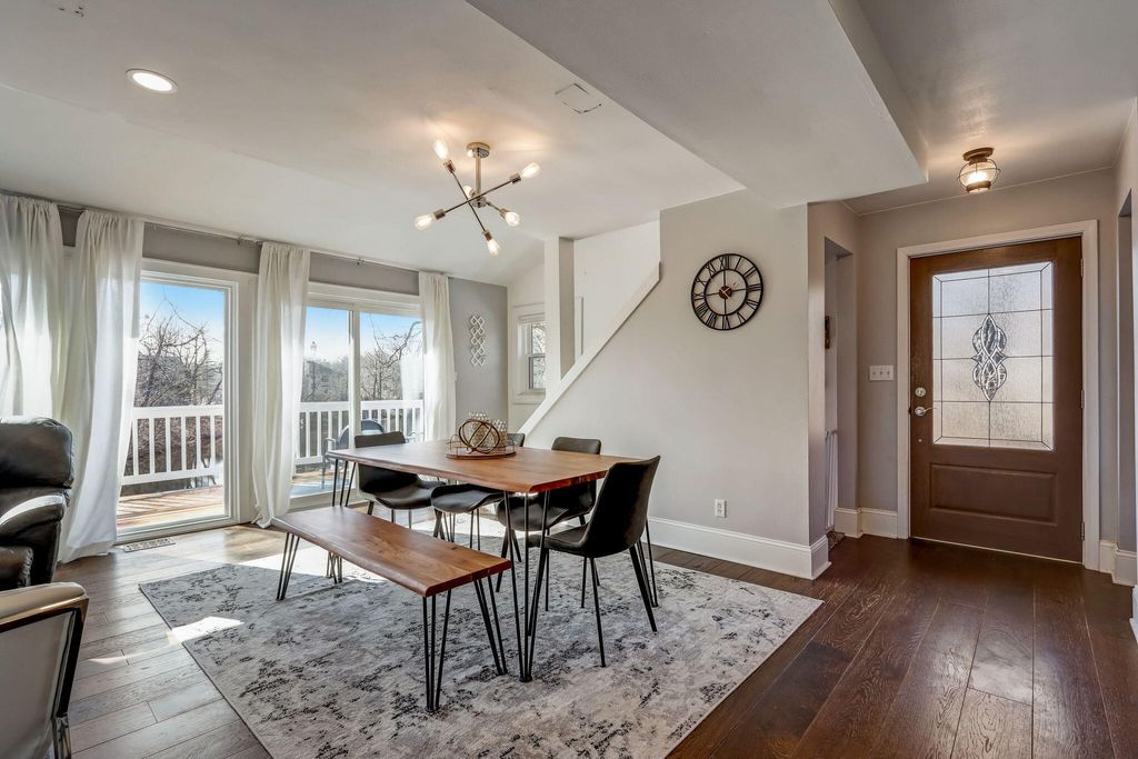 N53W34297 Road Q , Okauchee, WI Single Family Home Property Listing