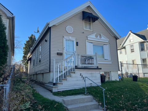 Photo of 2559 N Holton St, Milwaukee, WI 53212 (MLS # 1859075)