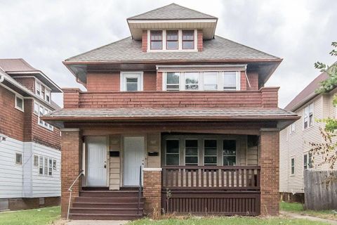 Photo of 2516 N 49th St, Milwaukee, WI 53210 (MLS # 1899777)