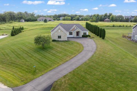 1419 Malone Ct, Cedarburg, WI 53012 - #: 1884938