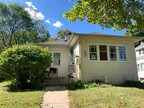 Photo of 339 N 73rd St, Milwaukee, WI 53213 (MLS # 1897931)