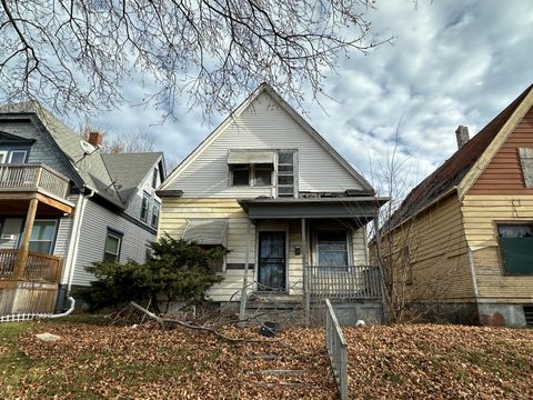 Photo of 3050 N 7th St, Milwaukee, WI 53212 (MLS # 1860328)