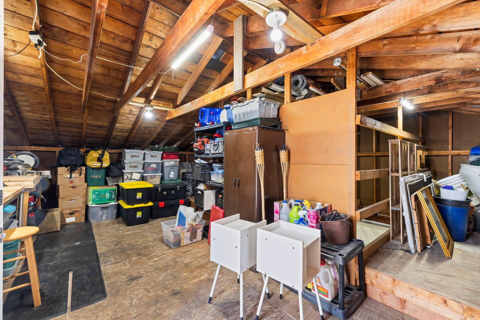 West Allis, Wisconsin 53219, United States, 2 Bedrooms Bedrooms, ,2 BathroomsBathrooms,Residential,Active,40688