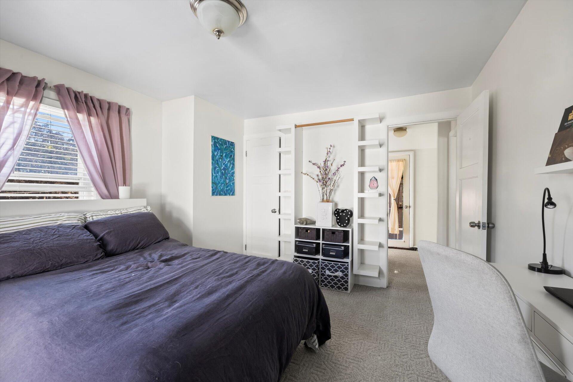 West Allis, Wisconsin 53219, United States, 2 Bedrooms Bedrooms, ,2 BathroomsBathrooms,Residential,Active,40688