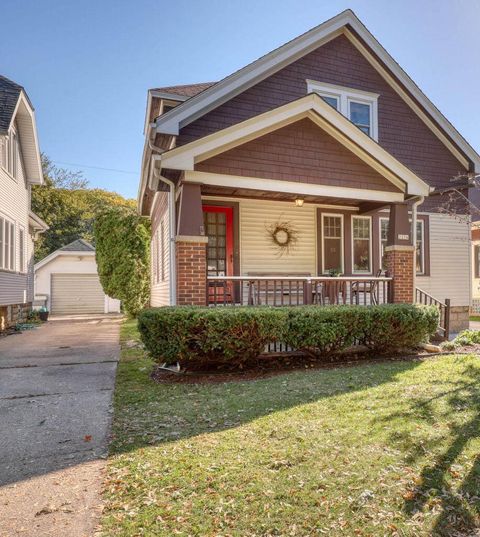 2236 N 65th St, Wauwatosa, WI 53213 - #: 1894862