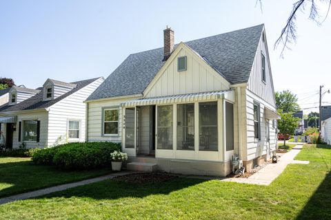 Photo of 3328 N 86th St, Milwaukee, WI 53222 (MLS # 1844613)