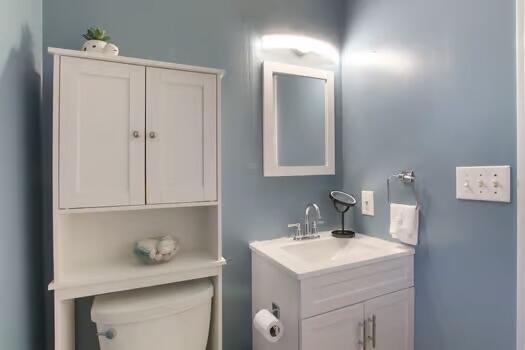 Kenosha, Wisconsin 53140, United States, 4 Bedrooms Bedrooms, ,3 BathroomsBathrooms,Residential,Active,36821