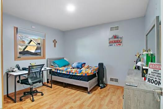 Kenosha, Wisconsin 53140, United States, 4 Bedrooms Bedrooms, ,3 BathroomsBathrooms,Residential,Active,36821