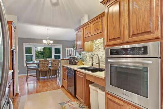 Kenosha, Wisconsin 53140, United States, 4 Bedrooms Bedrooms, ,3 BathroomsBathrooms,Residential,Active,36821